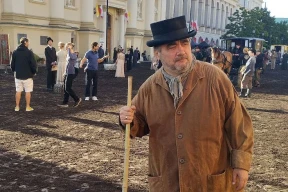 Зьміцер Бартосік: «Як ты можаш? — кажу. — Як ты можаш параўноўваць нудны і банальны порнхаб з клясычнай беларускай літаратурай!»